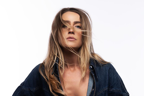 Multi-GRAMMY nominated singer-songwriter Ingrid Andress returns with the release of her latest single “Now I Know”